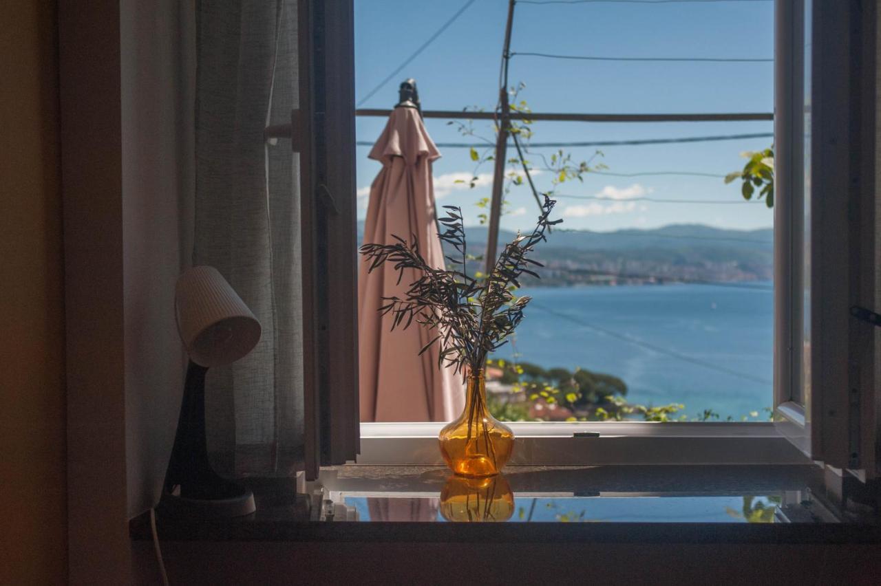 Kiwi Studio Opatija Luaran gambar